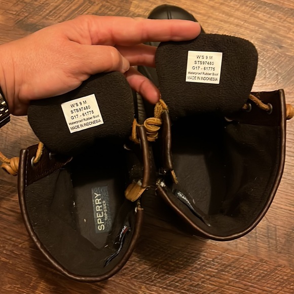 Sperry boots - Picture 6 of 6